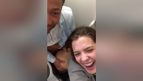 Amateur brunette gets her pussy fucked in the toilet