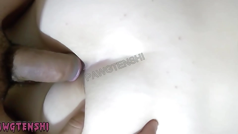 Russian hottie rubs her asshole and fucks on webcam