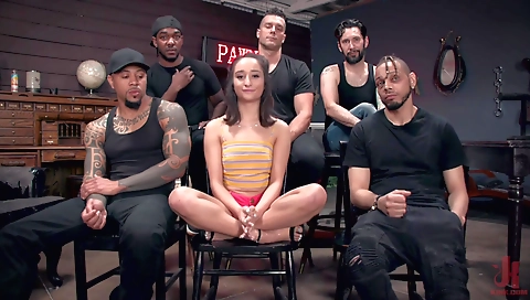 Amateur brunette in a pink dress gets double penetration