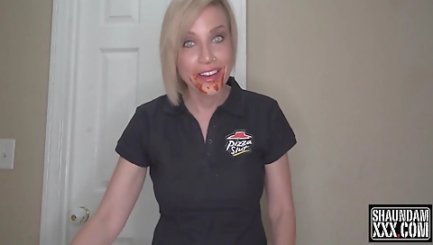 Milf with massive tits and a nice ass gives a blowjob