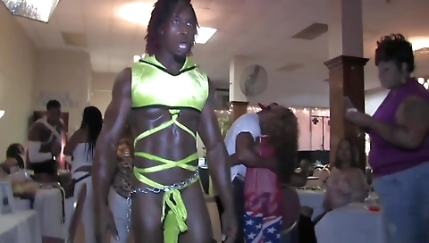 White Bbw In Black And Wash Down Male Stripper 15 Min