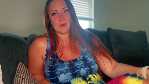 Horny milf fucks her boyfriend and he takes the creampie